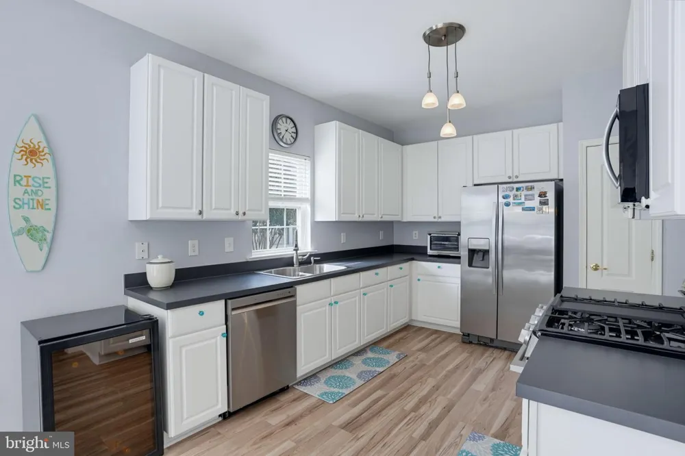 16 ADRIATIC DRIVE Rehoboth Beach, DE 19971