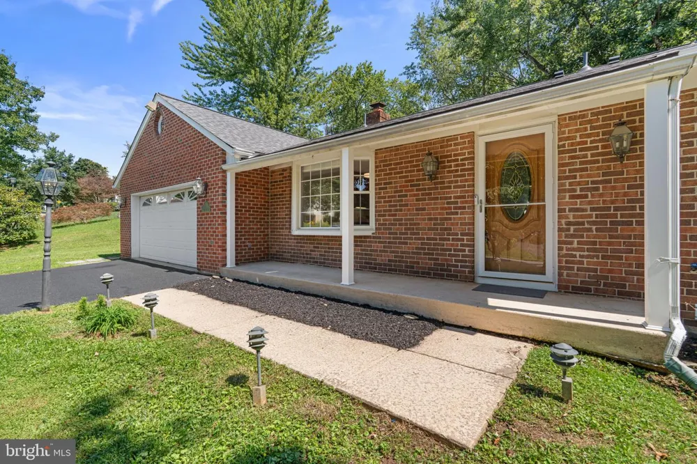 24101 LOG HOUSE ROAD Gaithersburg, MD 20882