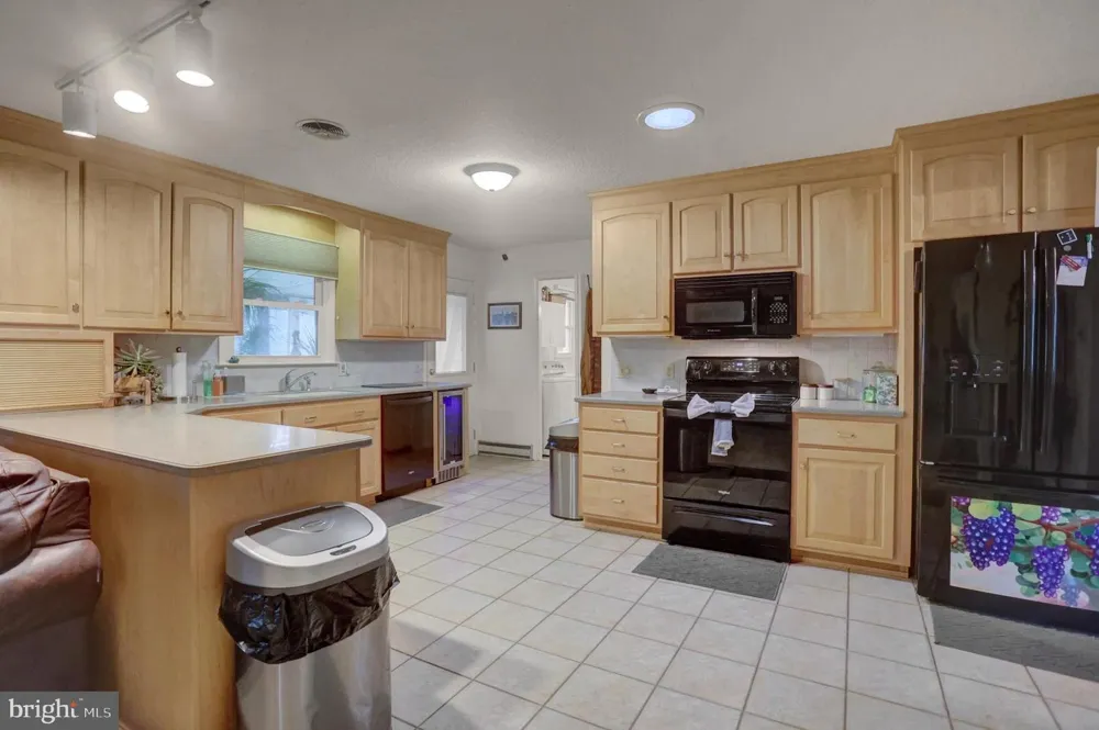 218 MEADOW LANE Chambersburg, PA 17202
