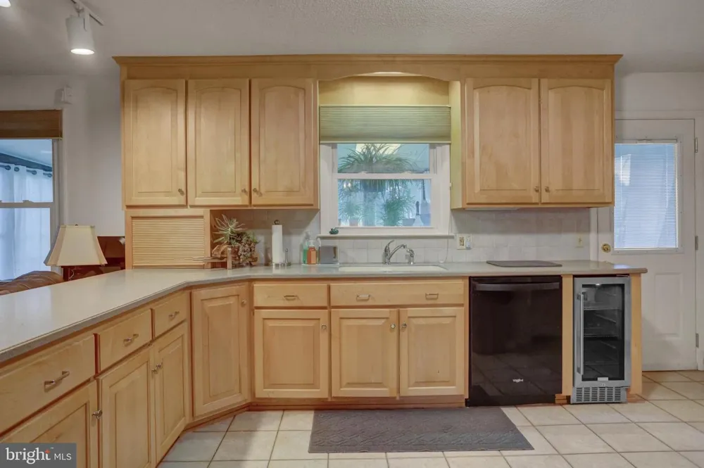 218 MEADOW LANE Chambersburg, PA 17202
