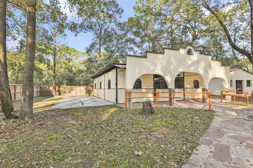 1207 Vista Del Lago Drive Huffman, TX 77336