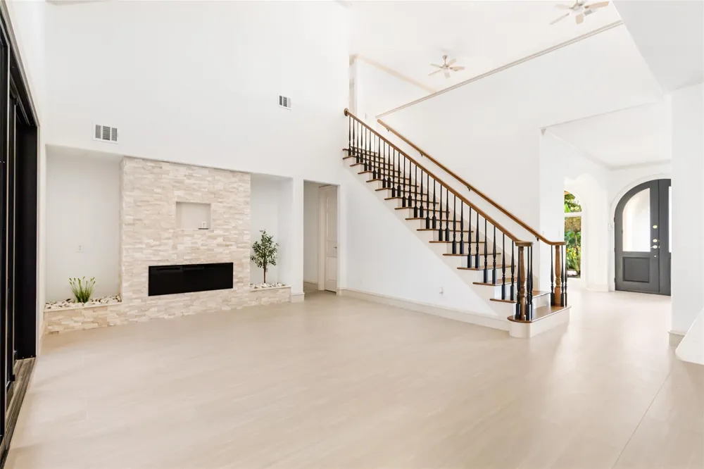 1207 Vista Del Lago Drive Huffman, TX 77336