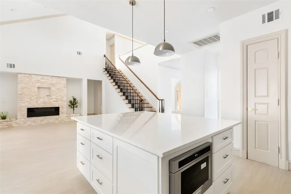 1207 Vista Del Lago Drive Huffman, TX 77336
