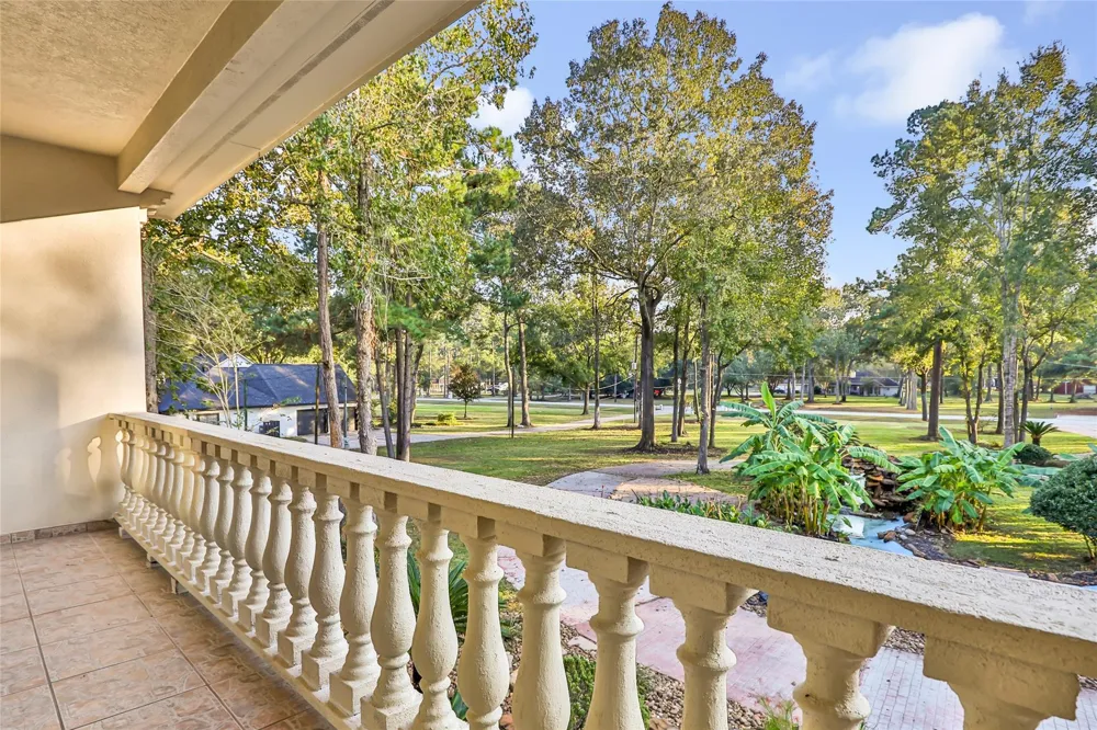 1207 Vista Del Lago Drive Huffman, TX 77336
