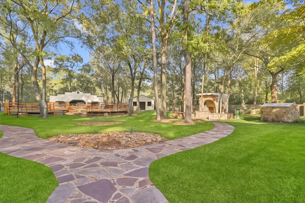 1207 Vista Del Lago Drive Huffman, TX 77336