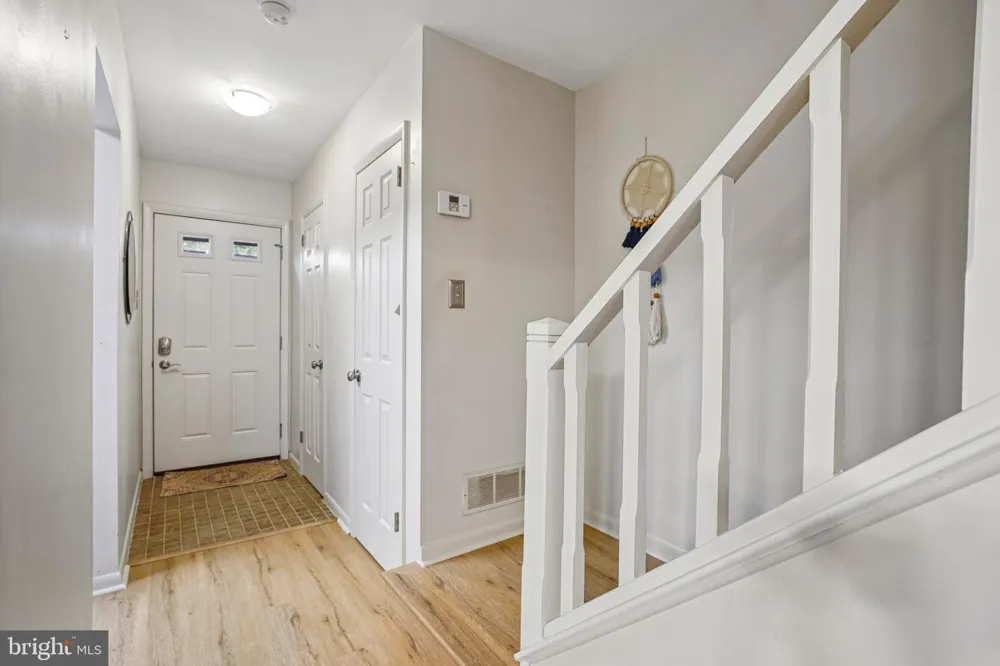 53 ASH STOKER LANE Horsham, PA 19044