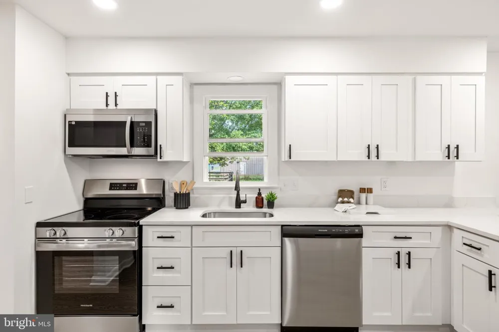 126 STATE STREET Stevensville, MD 21666