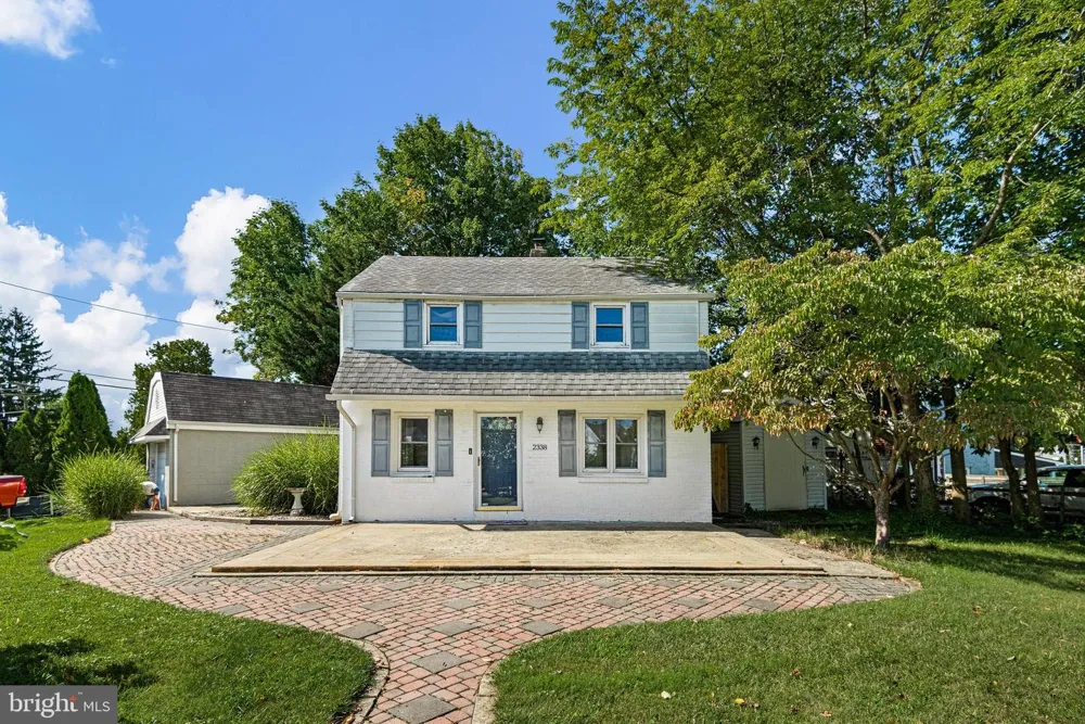 2338 POE ROAD Secane, PA 19018
