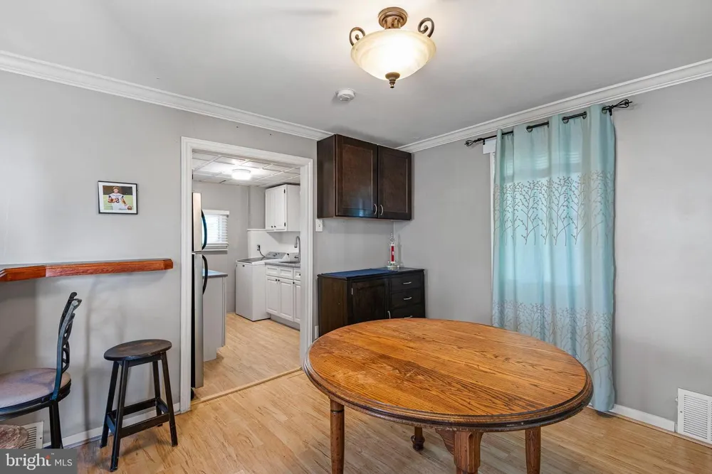 2338 POE ROAD Secane, PA 19018