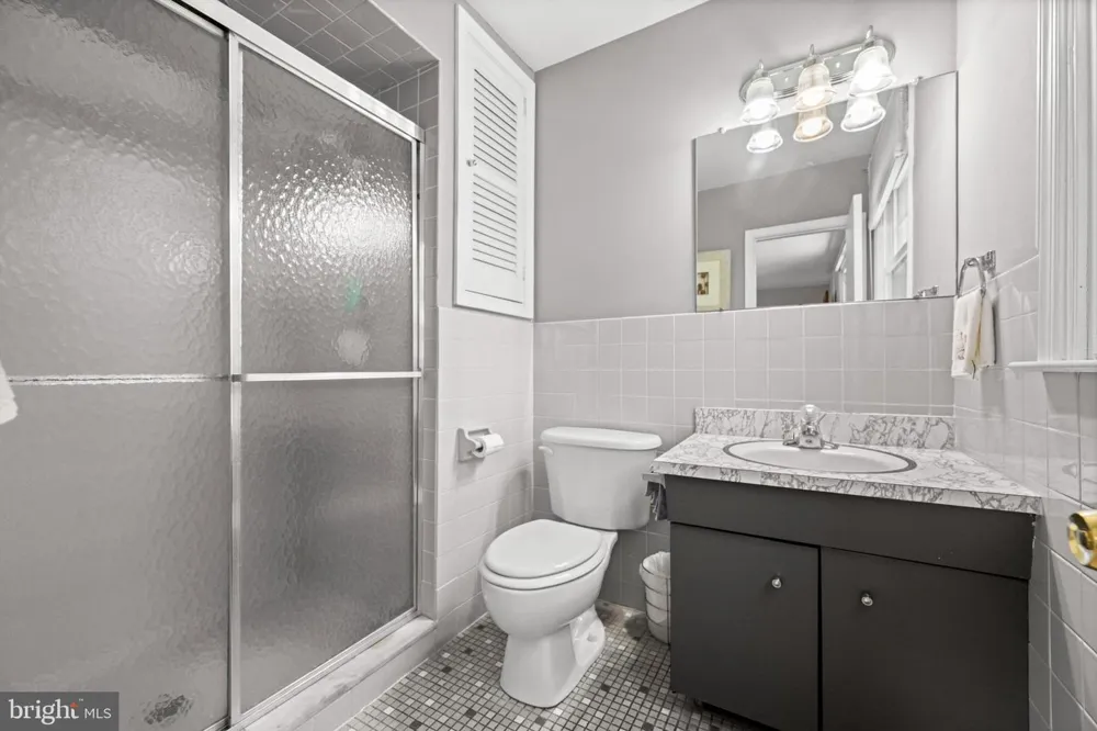 474 DOE RUN LANE Springfield, PA 19064