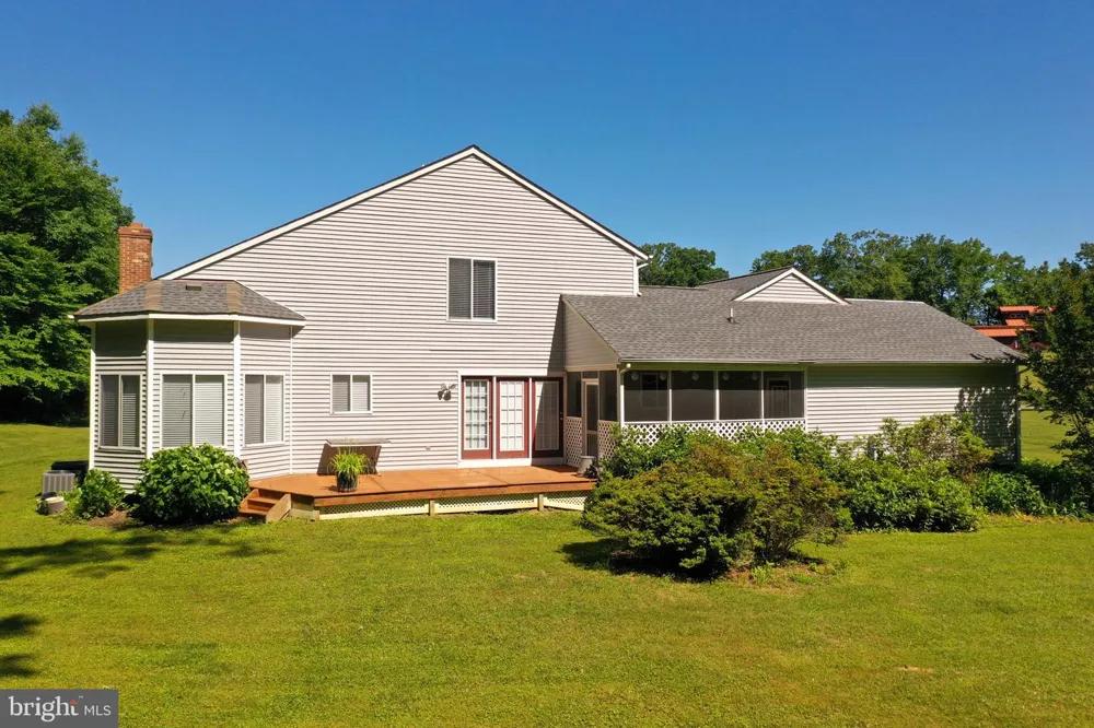 30724 PORTOBAGO TRAIL Port Royal, VA 22535