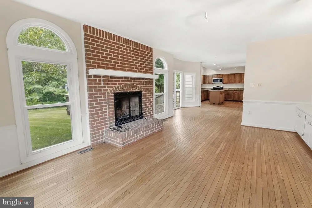 17004 SPATES HILL ROAD Poolesville, MD 20837