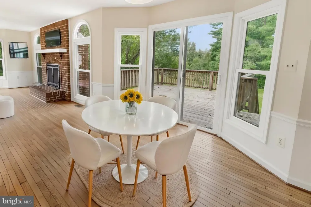 17004 SPATES HILL ROAD Poolesville, MD 20837