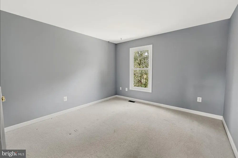 17004 SPATES HILL ROAD Poolesville, MD 20837