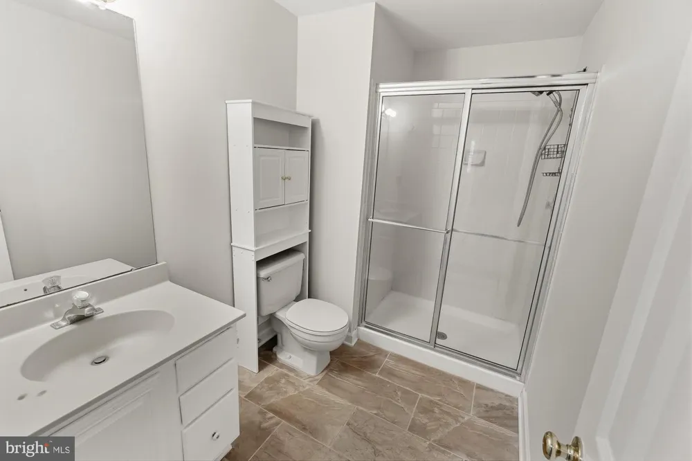 17004 SPATES HILL ROAD Poolesville, MD 20837