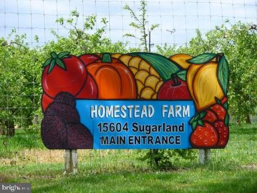 17004 SPATES HILL ROAD Poolesville, MD 20837