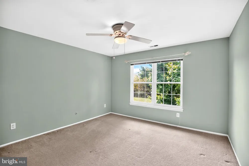 3810 ADELAIDE DRIVE Mt Laurel, NJ 08054