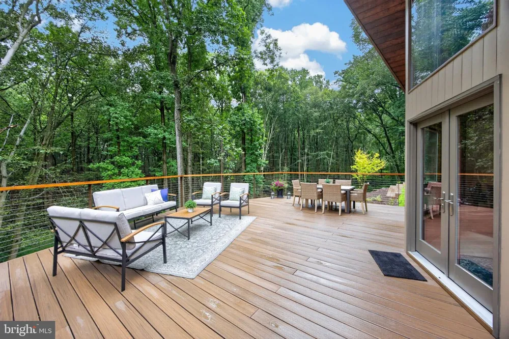 602 FEATHERBED LANE Garnet Valley, PA 19060