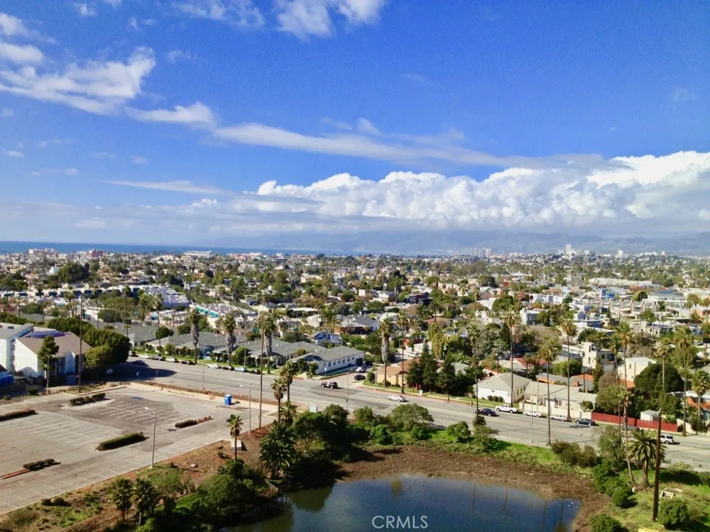 4265 Marina City Drive #805 Marina del Rey, CA 90292