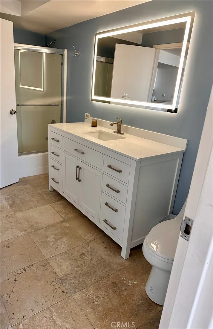 4265 Marina City Drive #805 Marina del Rey, CA 90292