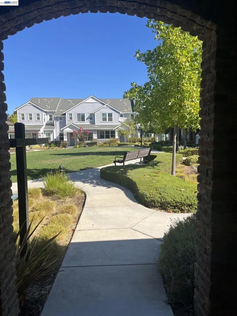 1744 Catalina Ct Livermore, CA 94550