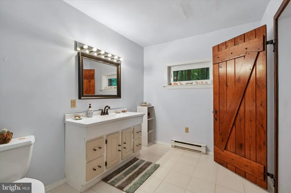 79 E HIGHLAND ROAD Parkesburg, PA 19365