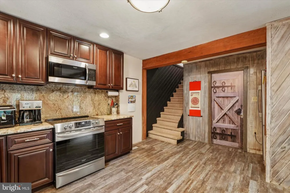79 E HIGHLAND ROAD Parkesburg, PA 19365