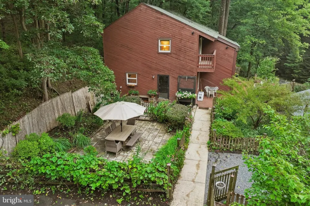 79 E HIGHLAND ROAD Parkesburg, PA 19365