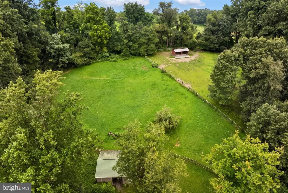 79 E HIGHLAND ROAD Parkesburg, PA 19365