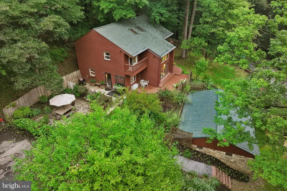 79 E HIGHLAND ROAD Parkesburg, PA 19365