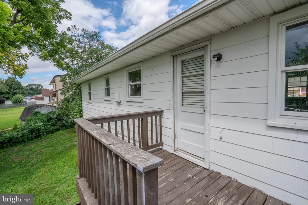 50 E LANDING ROAD Blackwood, NJ 08012
