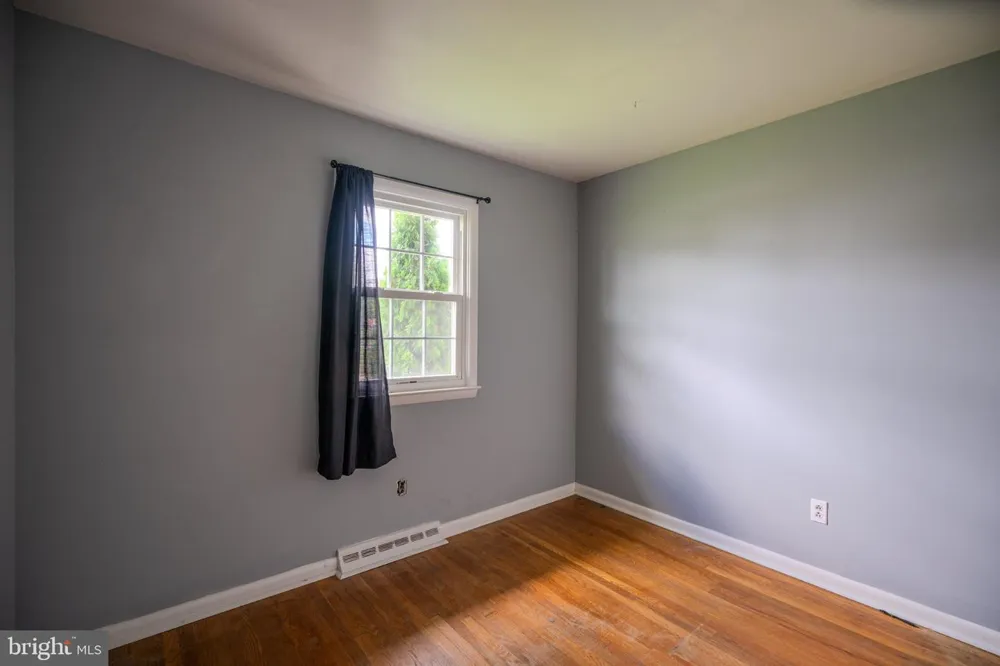 50 E LANDING ROAD Blackwood, NJ 08012