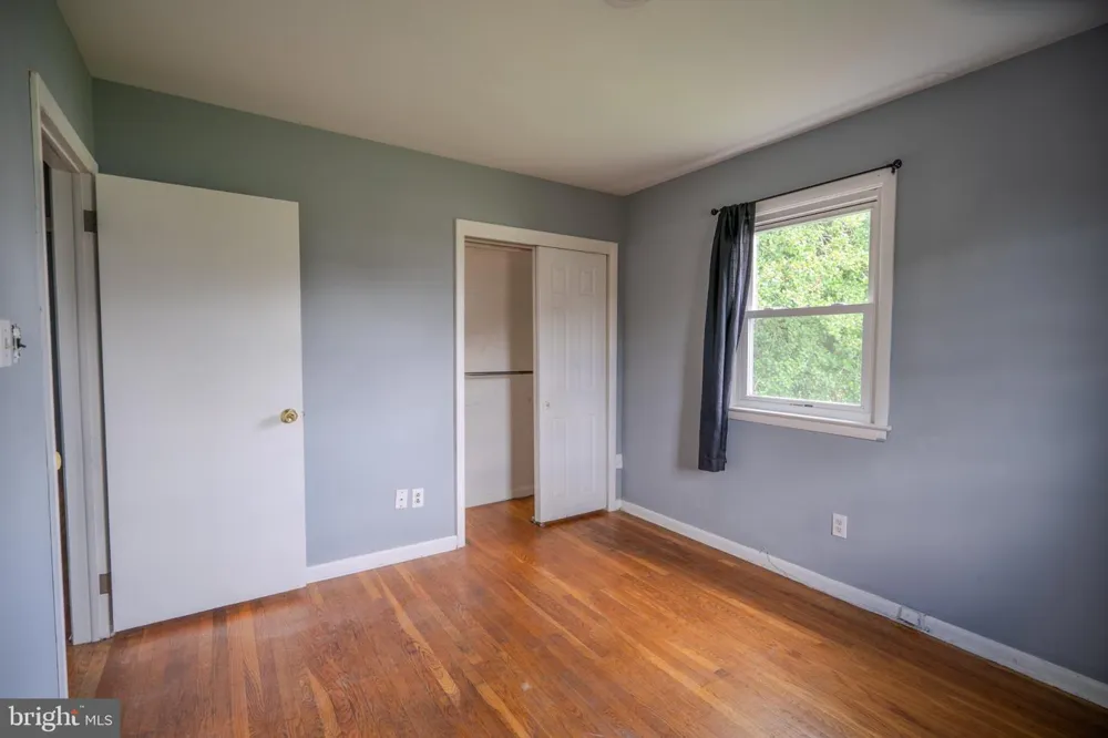 50 E LANDING ROAD Blackwood, NJ 08012