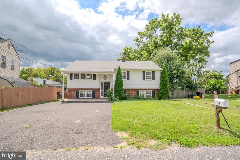 50 E LANDING ROAD Blackwood, NJ 08012