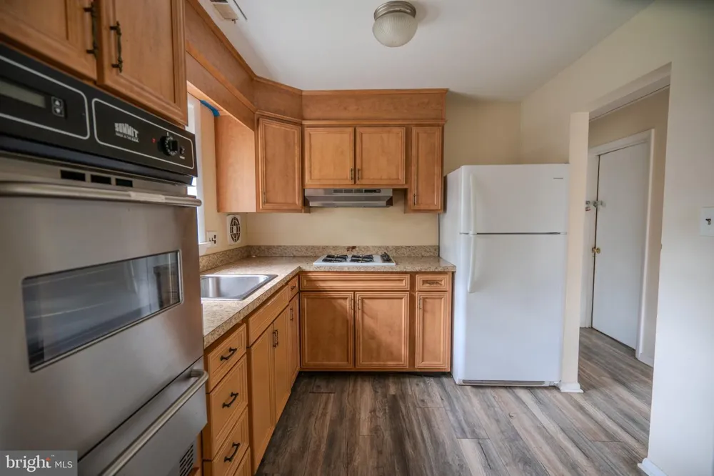 50 E LANDING ROAD Blackwood, NJ 08012