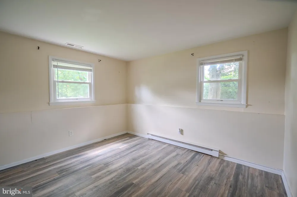 50 E LANDING ROAD Blackwood, NJ 08012