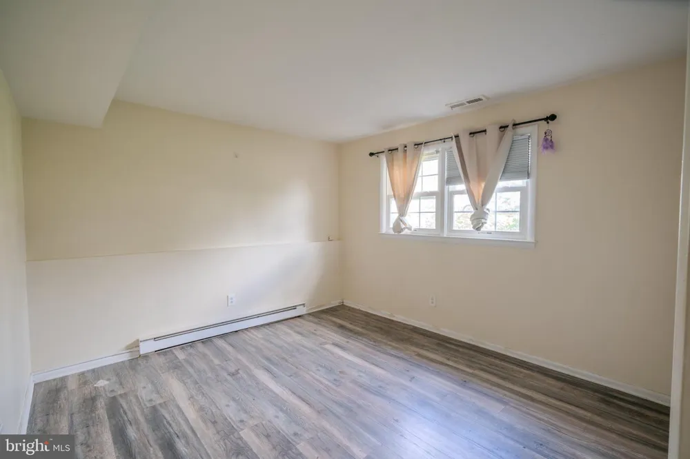 50 E LANDING ROAD Blackwood, NJ 08012