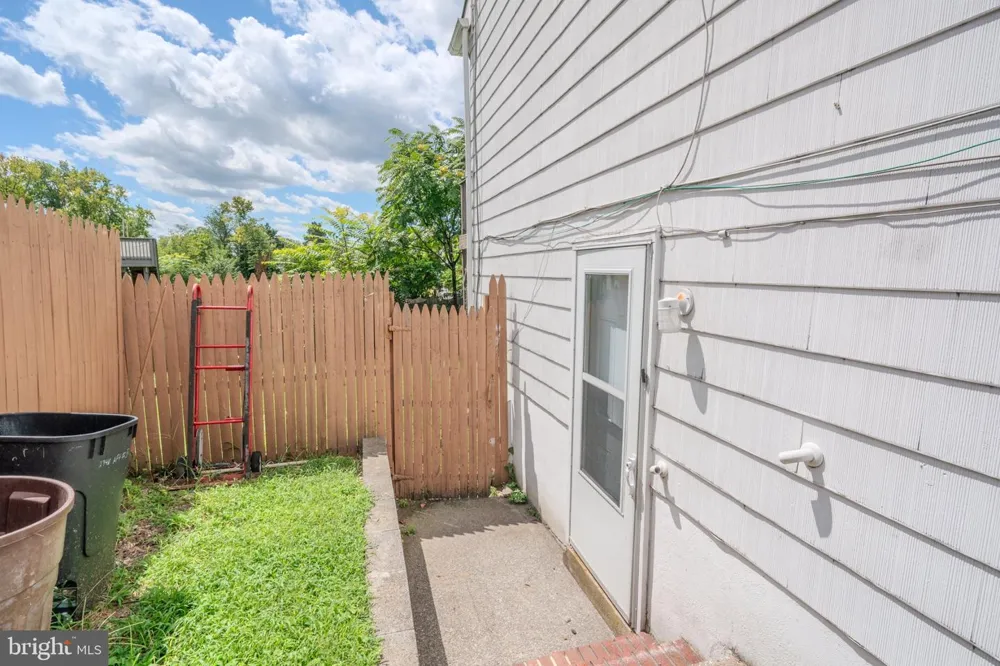 50 E LANDING ROAD Blackwood, NJ 08012