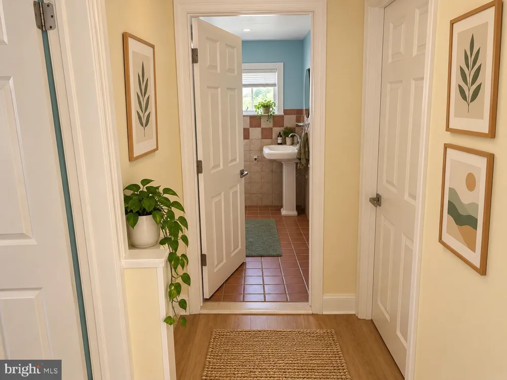 1700 SHALLCROSS AVENUE Folcroft, PA 19032