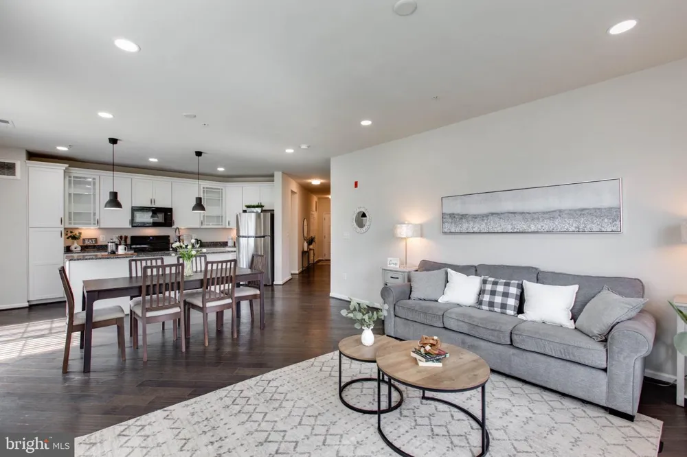 3825 DOC BERLIN DRIVE #17 Silver Spring, MD 20906