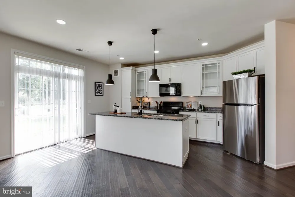 3825 DOC BERLIN DRIVE #17 Silver Spring, MD 20906