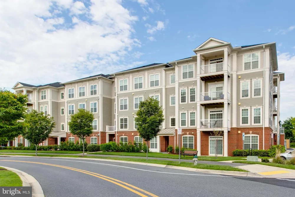 3825 DOC BERLIN DRIVE #17 Silver Spring, MD 20906