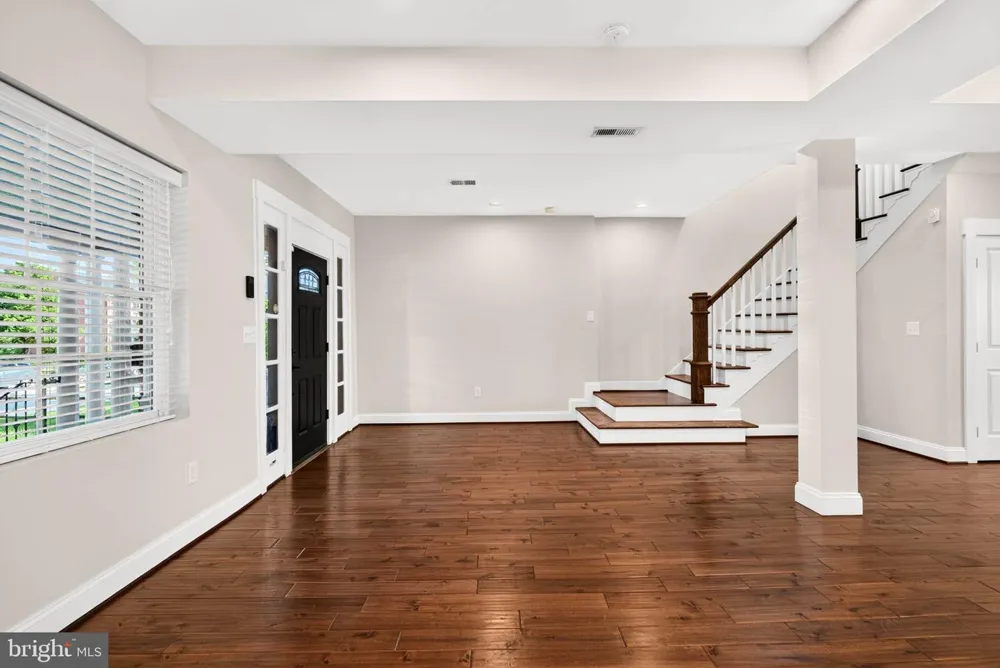 3802 GREENMOUNT AVENUE Baltimore, MD 21218