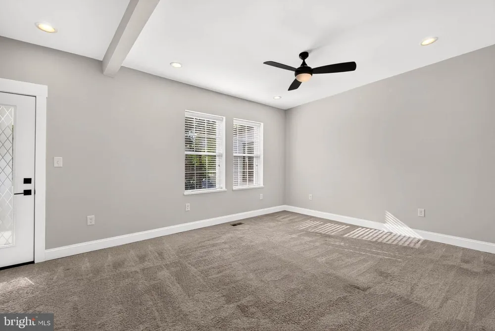 3802 GREENMOUNT AVENUE Baltimore, MD 21218