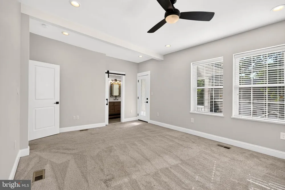 3802 GREENMOUNT AVENUE Baltimore, MD 21218
