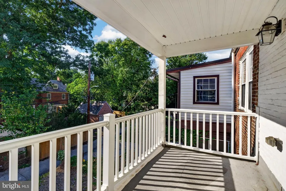 3802 GREENMOUNT AVENUE Baltimore, MD 21218