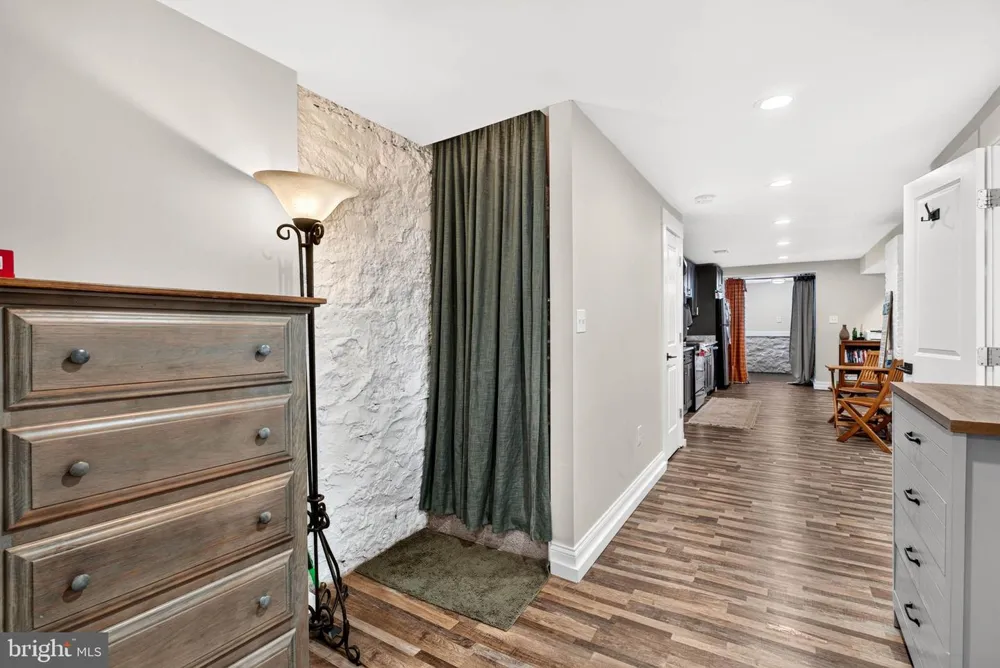 3802 GREENMOUNT AVENUE Baltimore, MD 21218