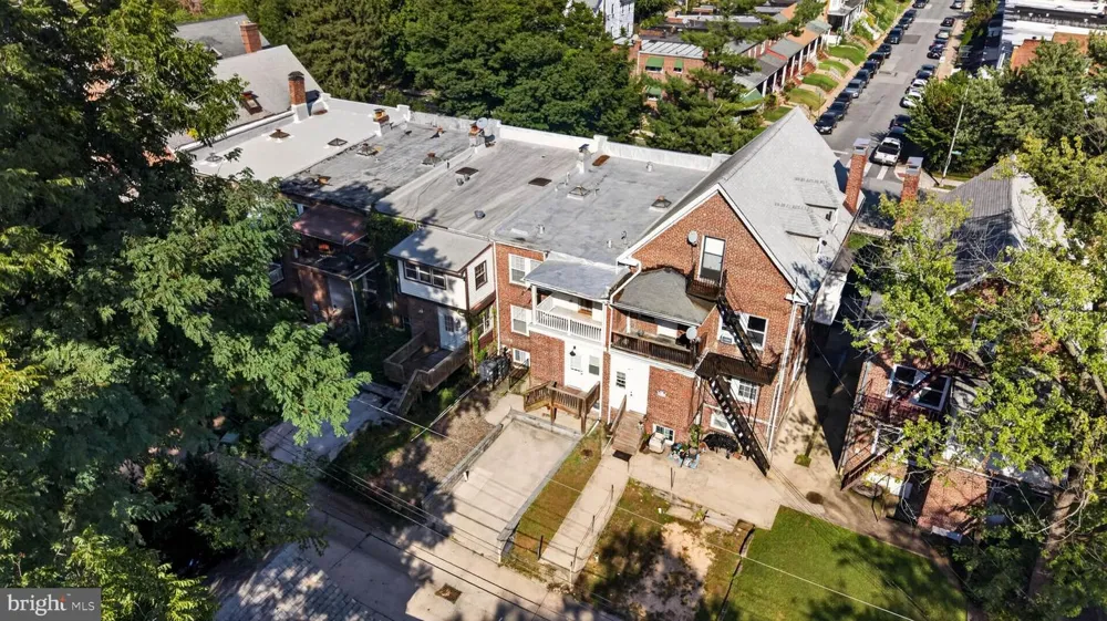 3802 GREENMOUNT AVENUE Baltimore, MD 21218