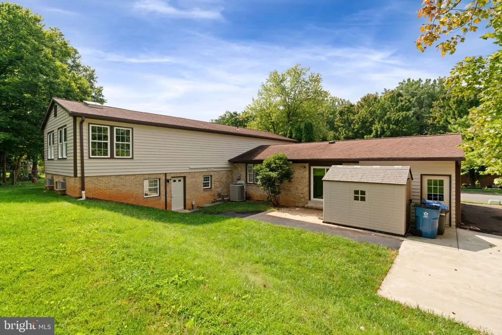 7174 GAME LORD DRIVE Springfield, VA 22153