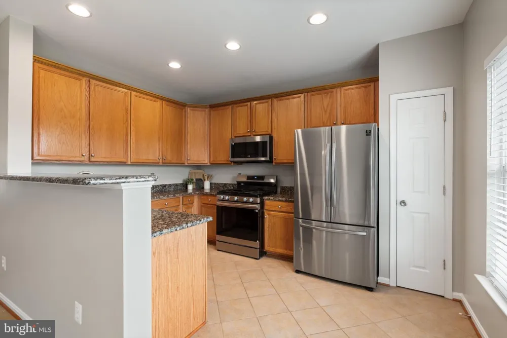 21757 LADYSLIPPER SQUARE Ashburn, VA 20147